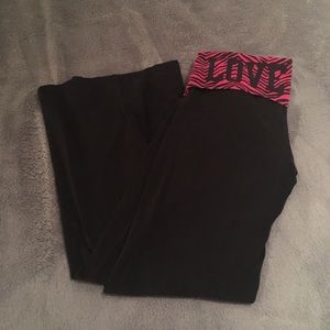 VS Pink - Bootcut Yoga Pants - Medium Short